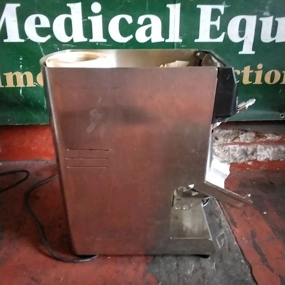 EUREKA MYTHOS EURGND MANUAL COFFEE GRINDER