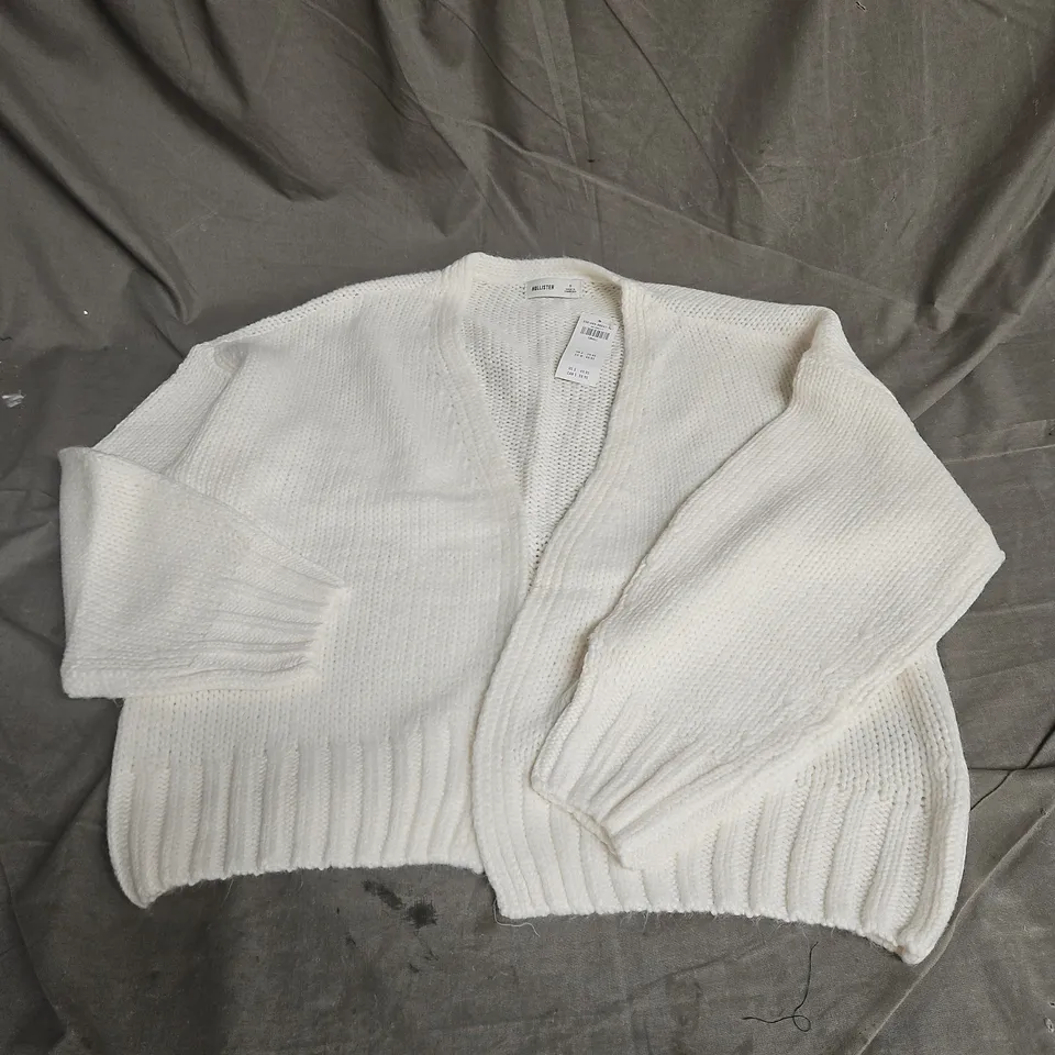 HOLLISTER KNITTED CARDIGAN IN OFF WHITE SIZE S