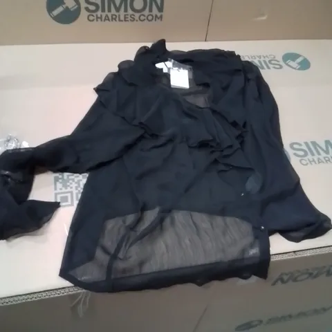 BOXED BRAND NEW APPROXIMATELY 12 SIMPLY BE RUFFLE BLOWED BLACK SIZE 12