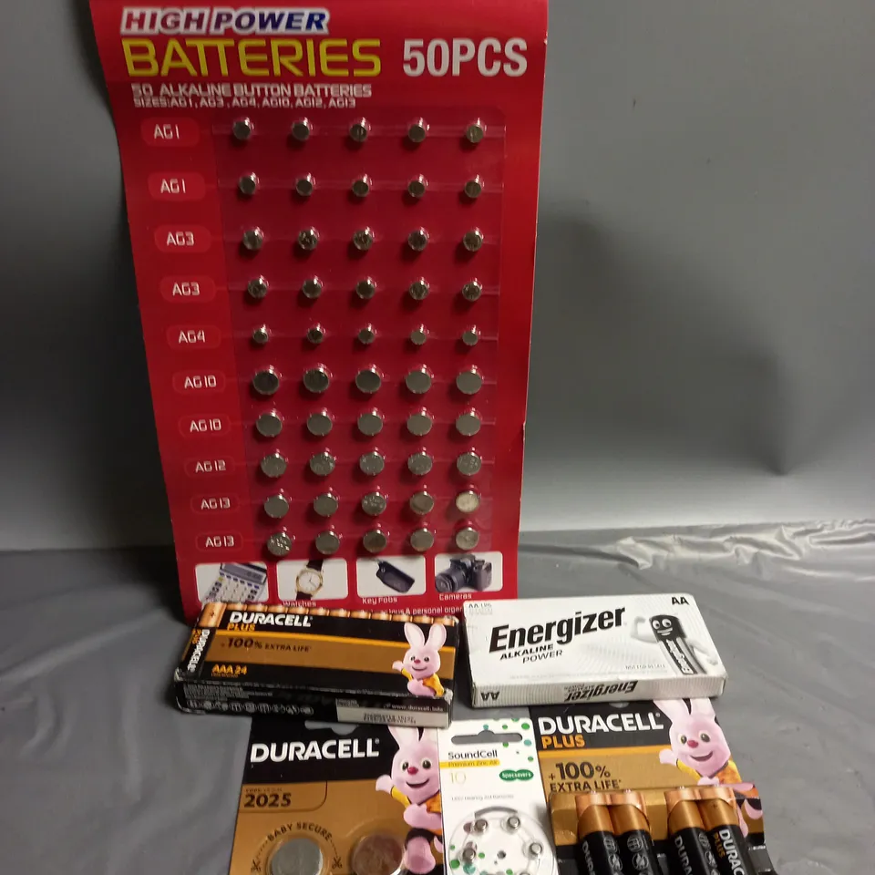 LARGE QUANTITY OF ASSORTED BATTERIES TO INCLUDE DURACELL, ENERGIZER AND PANASONIC