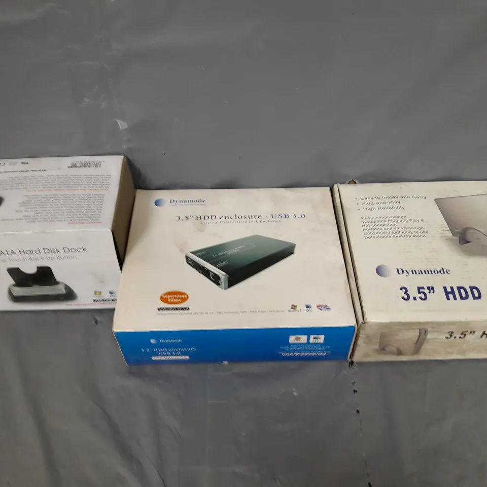 BOX OF ASSORTED ELECTRICAL ITEMS TO INCLUDE DISK DOCK, HDD ENCLOSURE AND HDD CADDY
