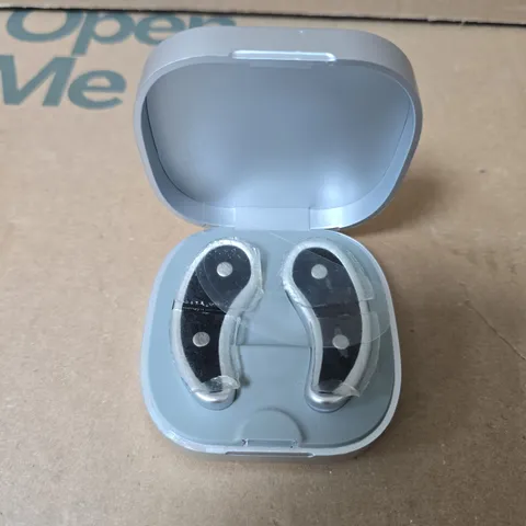 BEAULUXE LUMIZEN EYE MASSAGER – BOXED WITH BLUE ACCESSORY CASE