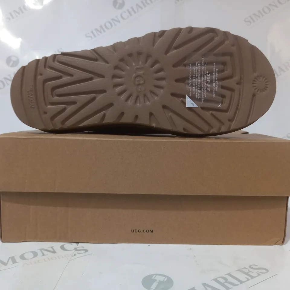 BOXED PAIR OF UGG CLASSIC ULTRA MINI SHOES IN TAUPE UK SIZE 5