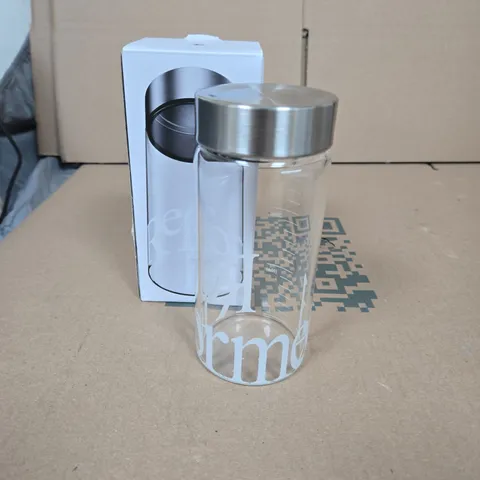 REFORMED GLASS BOTTLE WITH LID