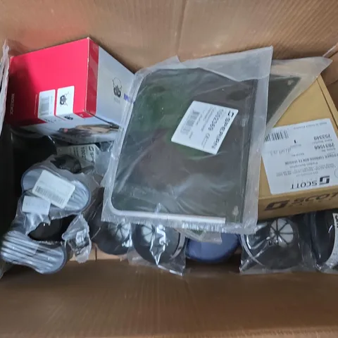 BOX OF ASSORTED PPE EQUIPMENT TO INCLUDE VISORS, FACE MASKS ETC 