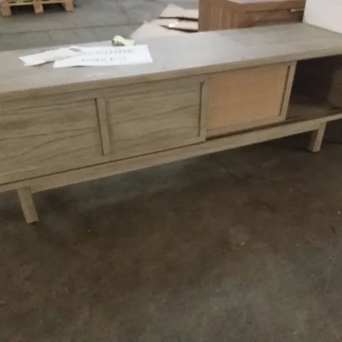 JAXTON TV UNIT UP TO 88"