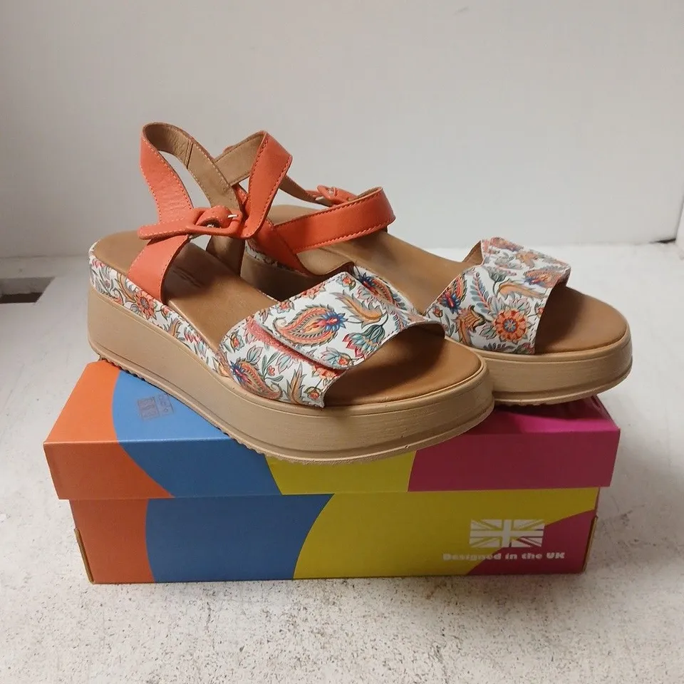 ADESSO FLORAL WOMEN'S SUMMER WEDGE SANDALS - 7