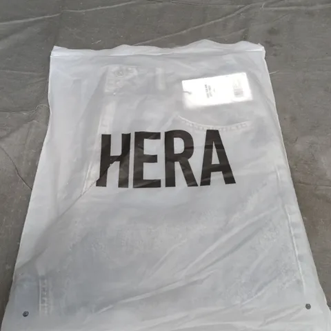 HERA730 WOMEN'S STRAIGHT LEG JEANS – MID WASH, UK 12R