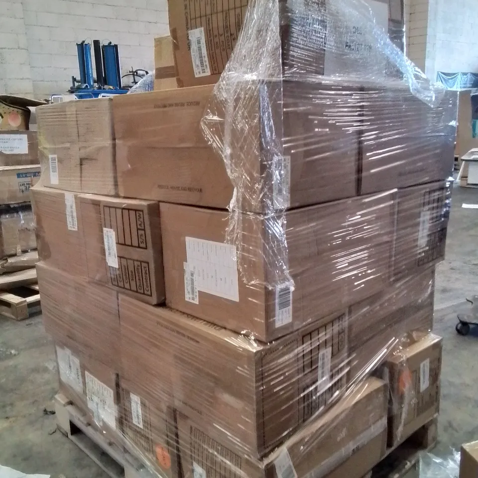 PALLET OF BRAND NEW WOMENS QUALITY DESIGNER CLOTHES APPROXIMATELY 170 TO INCLUDE;JD WILLIAMS PADDED COAT,JD WILLIAMS TOP,JD WILLIAMS METALLIC SKIRT