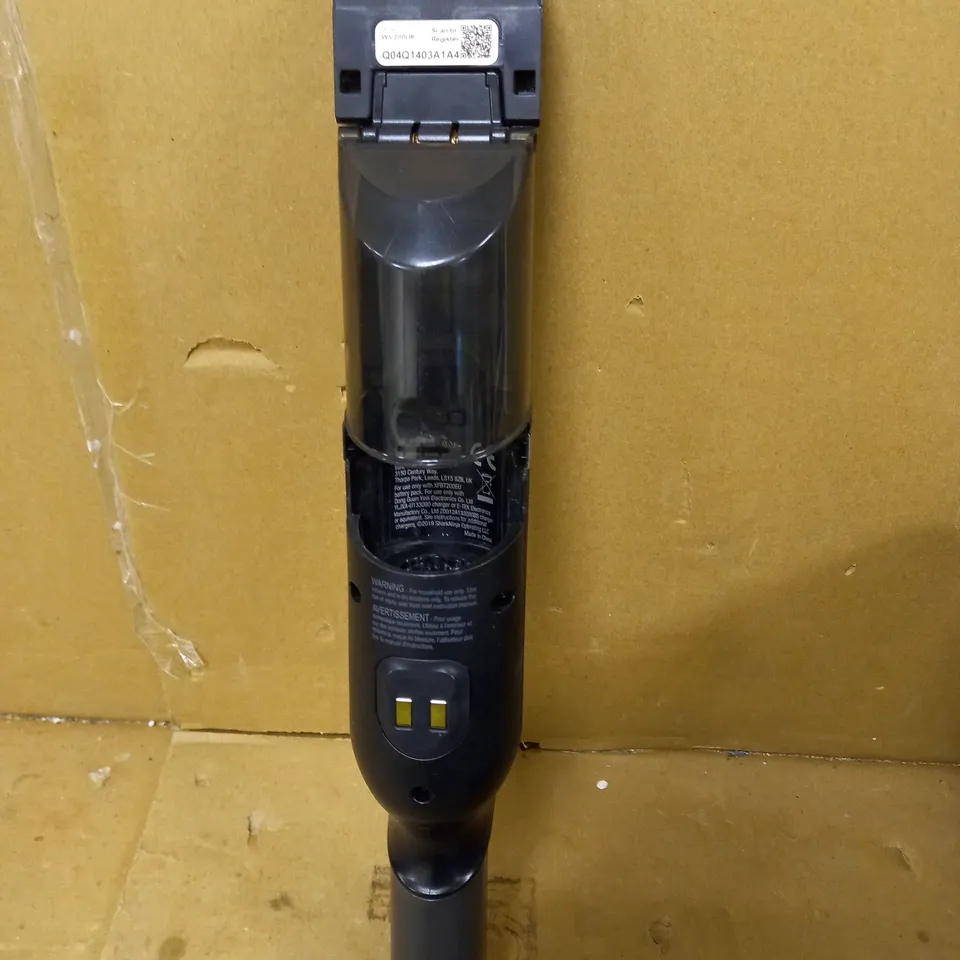 SHARK CORDLESS HANDHELD VACUUM CLEANER