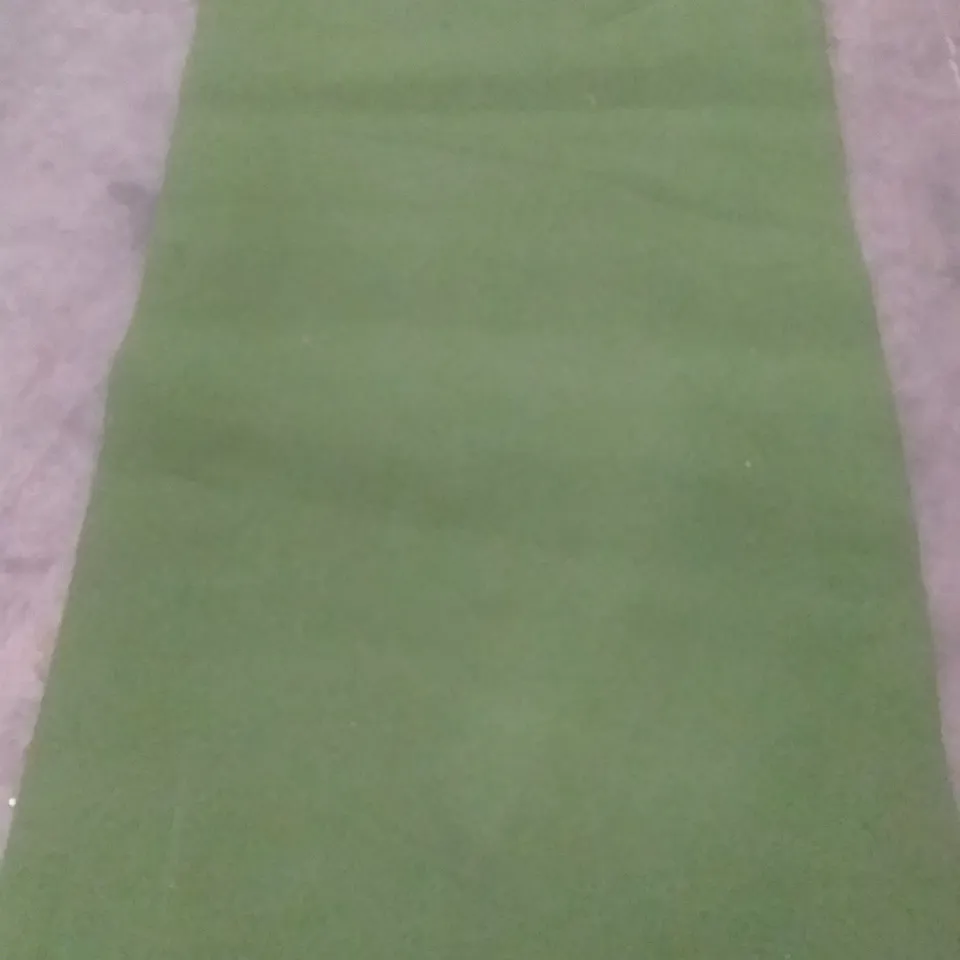 PALLET OF APPROX 18 ASSORTED 4M & 2M LENGTHS OF ASTRO TURF FLOORING & CARPET UNDERLAY