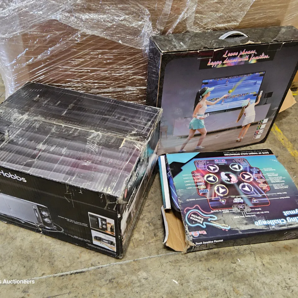 PALLET OF ASSORTED ITEMS TO INCLUDE,DEHUMIDIFIER, OFFICE CHAIR, 12V CAN FRIDGE, DANCE MATS, RUSSELL HOBBS MICROWAVE, CAMERA DANCE MAT.