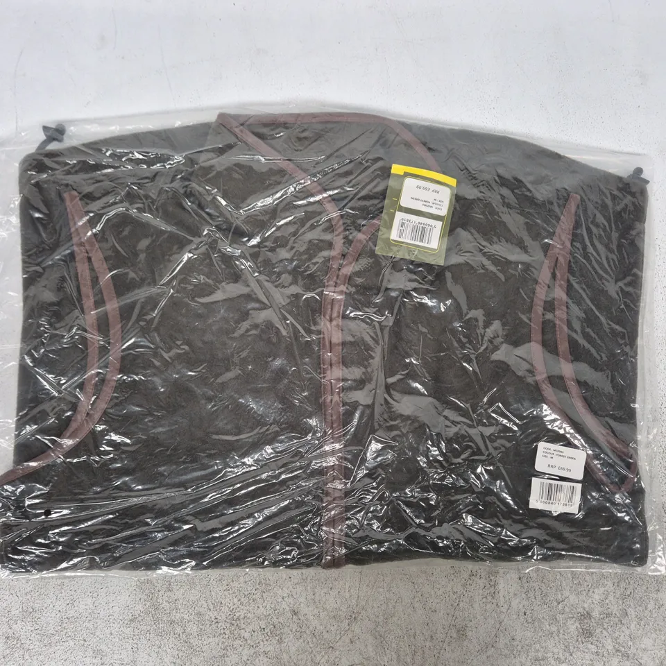 BAGGED REGENTS VIEW SLEEVELESS BODY WARMER IN FOREST GREEN SIZE MEDIUM