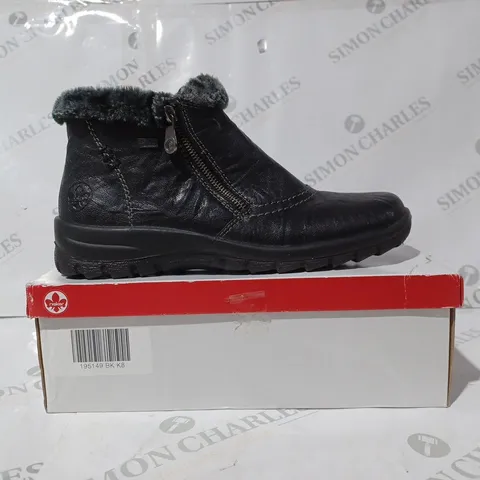 BOXED PAIR OF RIEKER ANKLE BOOTS WITH FUR CUFF, BLACK - SIZE 8