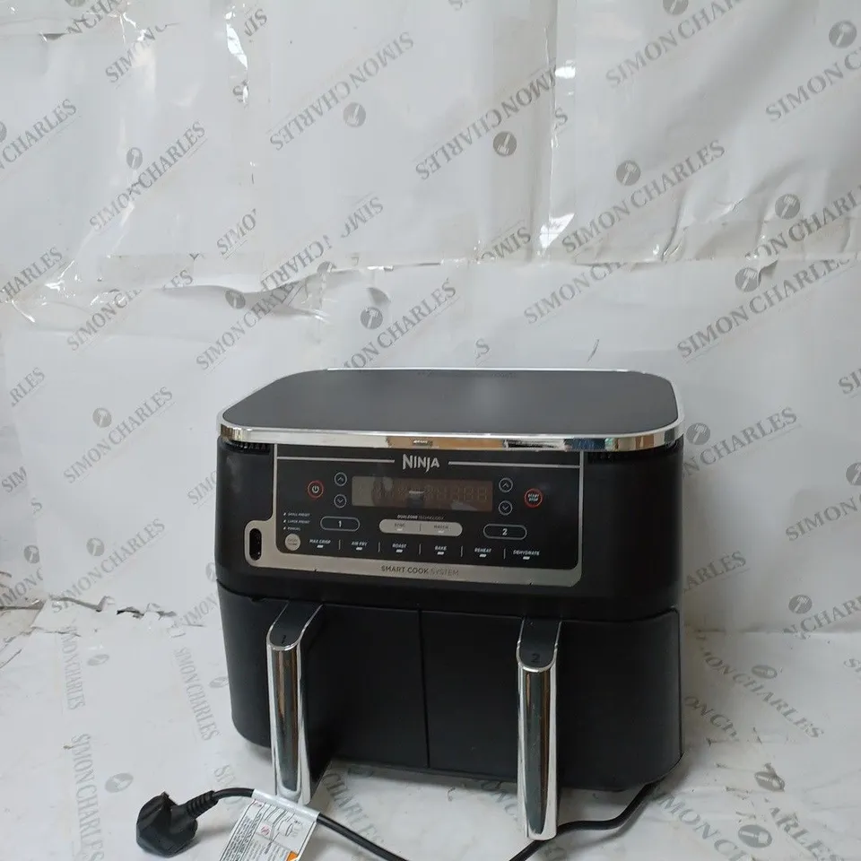 BOXED NINJA FOODI MAX DUAL ZONE 9.5L AIR FRYER AF451UK