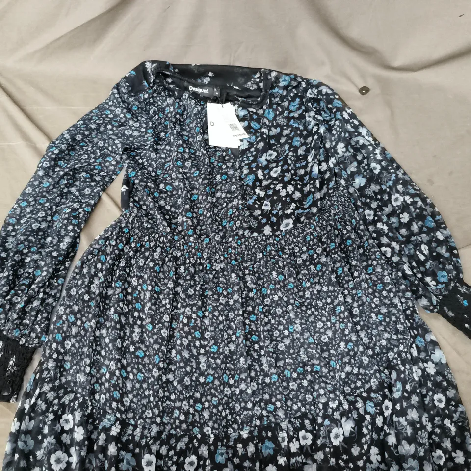 DESIGUAL FLORAL PRINT DRESS – WOMEN'S, BLACK WITH WHITE/BLUE FLOWERS SIZE MEDIUM
