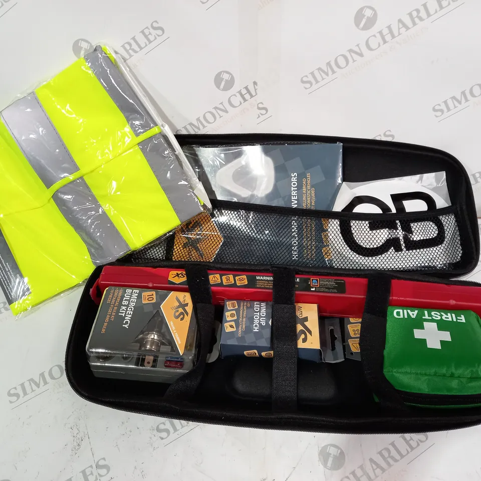 AUTOXS EMERGENCY ROAD SIDE KIT INCLUDING HIGH VIS VEST, FIRST AID KIT AND WIND UP TORCH