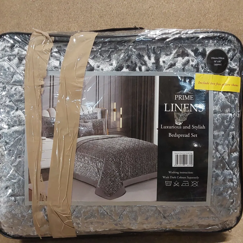 BAGGED BOHARA VELVET BEDSPREAD SET 