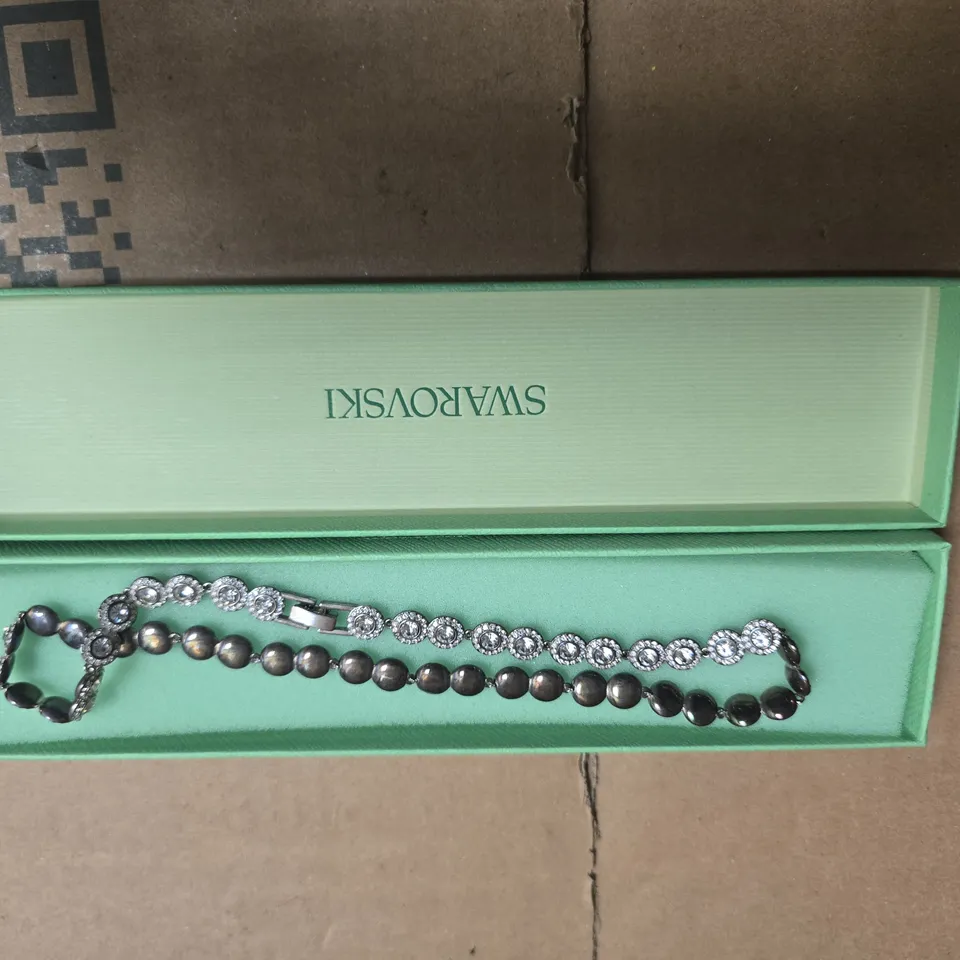 SWAROVSKI CRYSTAL NECKLACE 