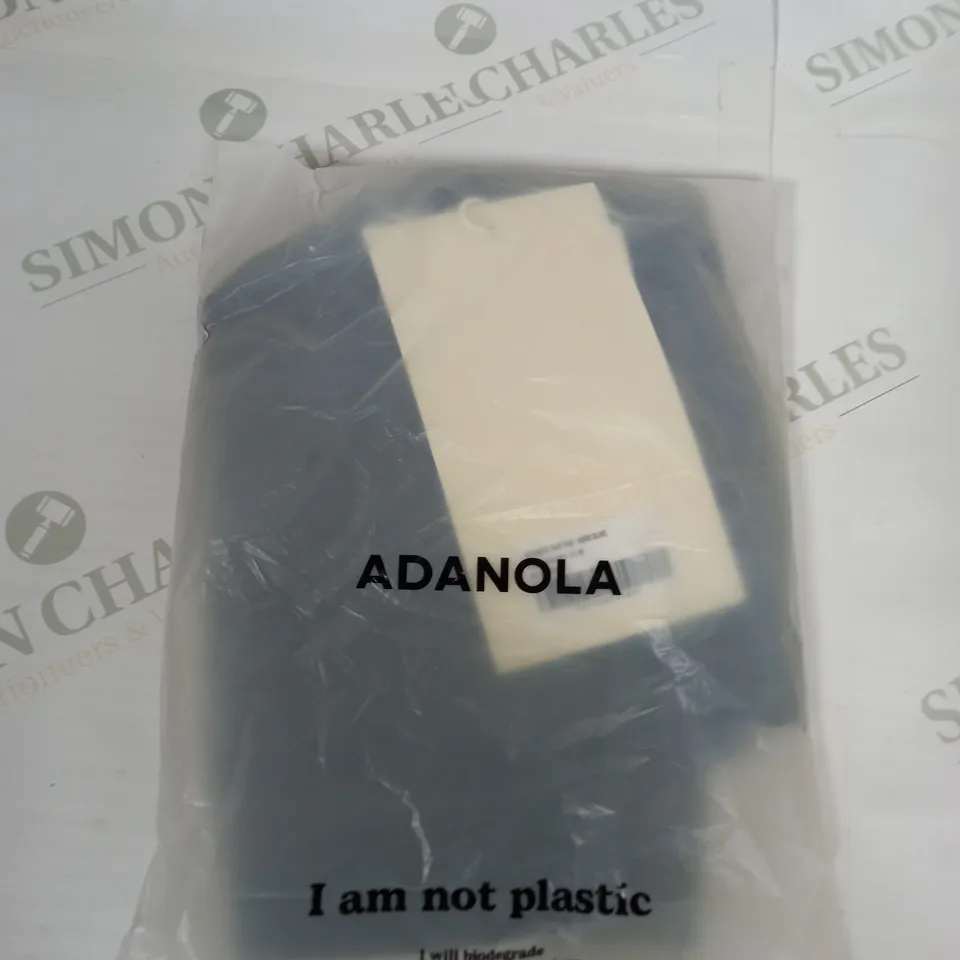 BAGGED ADANOLA ULTIMATE TANK BRA SIZE M