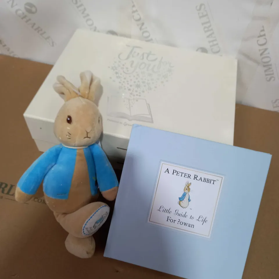 PETER RABBIT GUIDE TO LIFE GIFT BOX  RRP £51