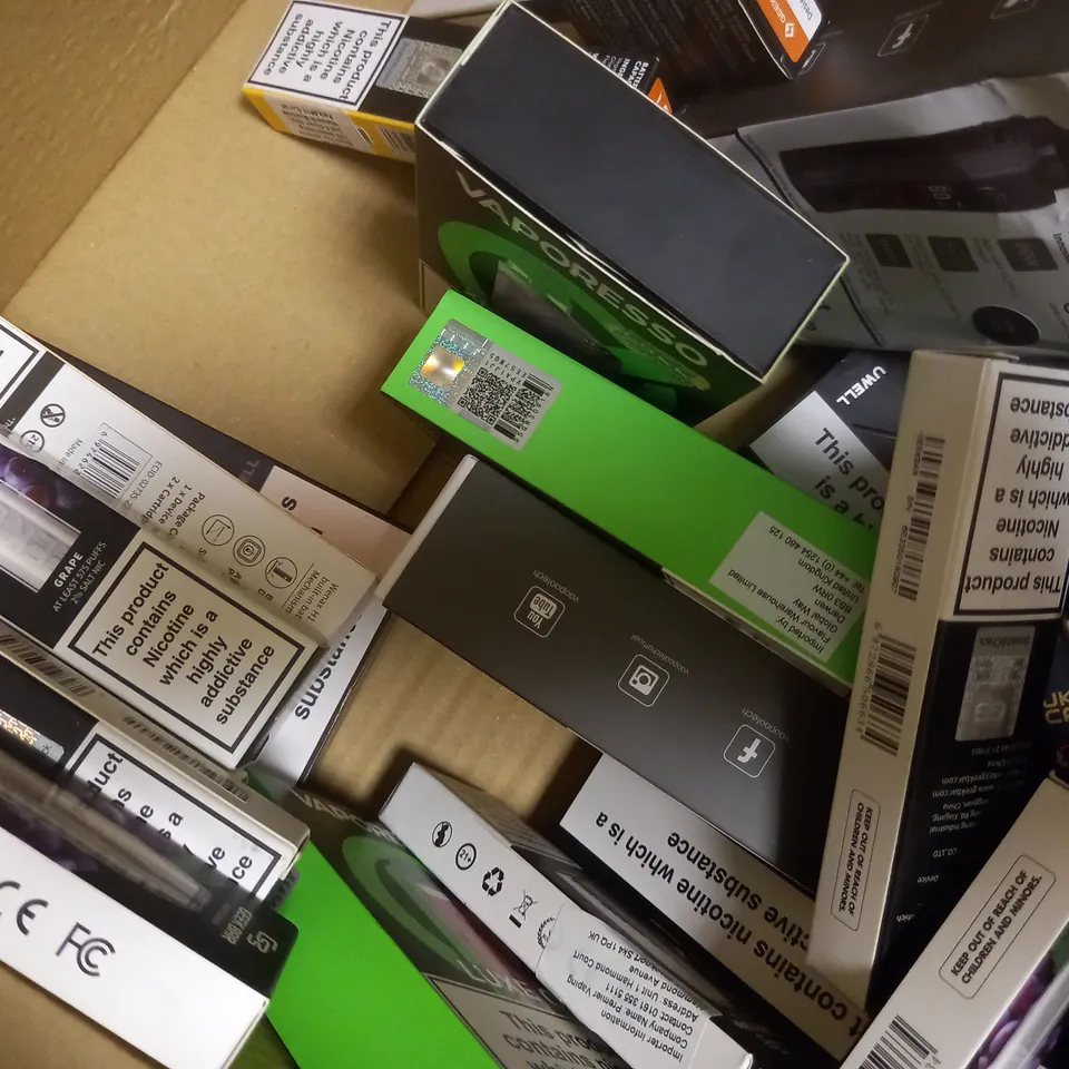 BOX OF APPROX 30 ASSORTED GEEKBAR PEACH ICE DISPOSABLE VAPES	