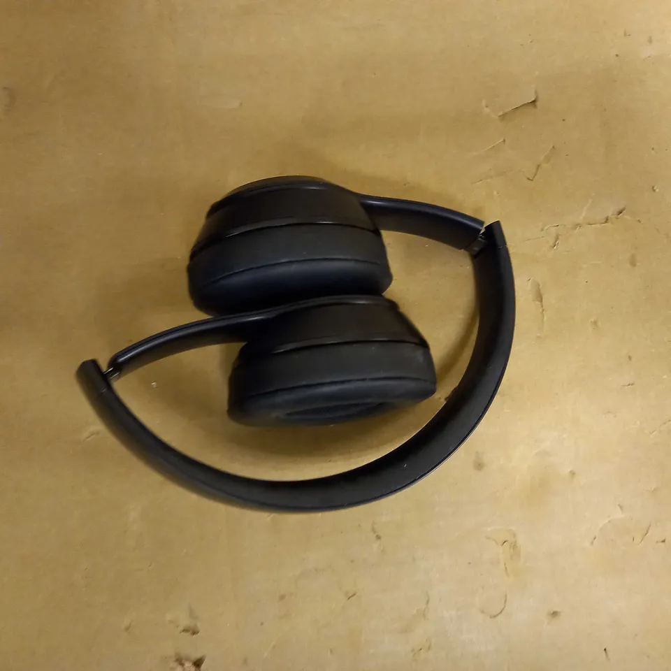 BEATS BLACK HEADPHONES