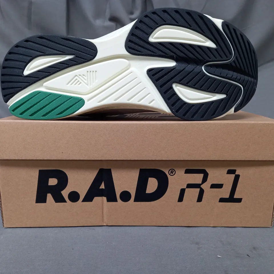BOXED PAIR OF R.A.D. R-1 SHOES IN WHITE/METALLIC SILVER/GREEN UK SIZE 8