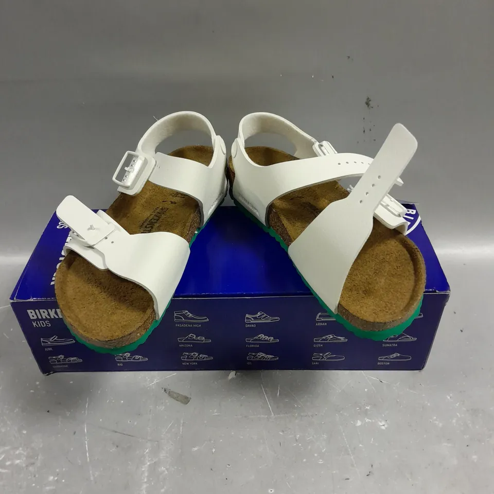 BOXED PAIR OF BIRKENSTOCK KIDS NEW YORK DESERT SANDALS - 13