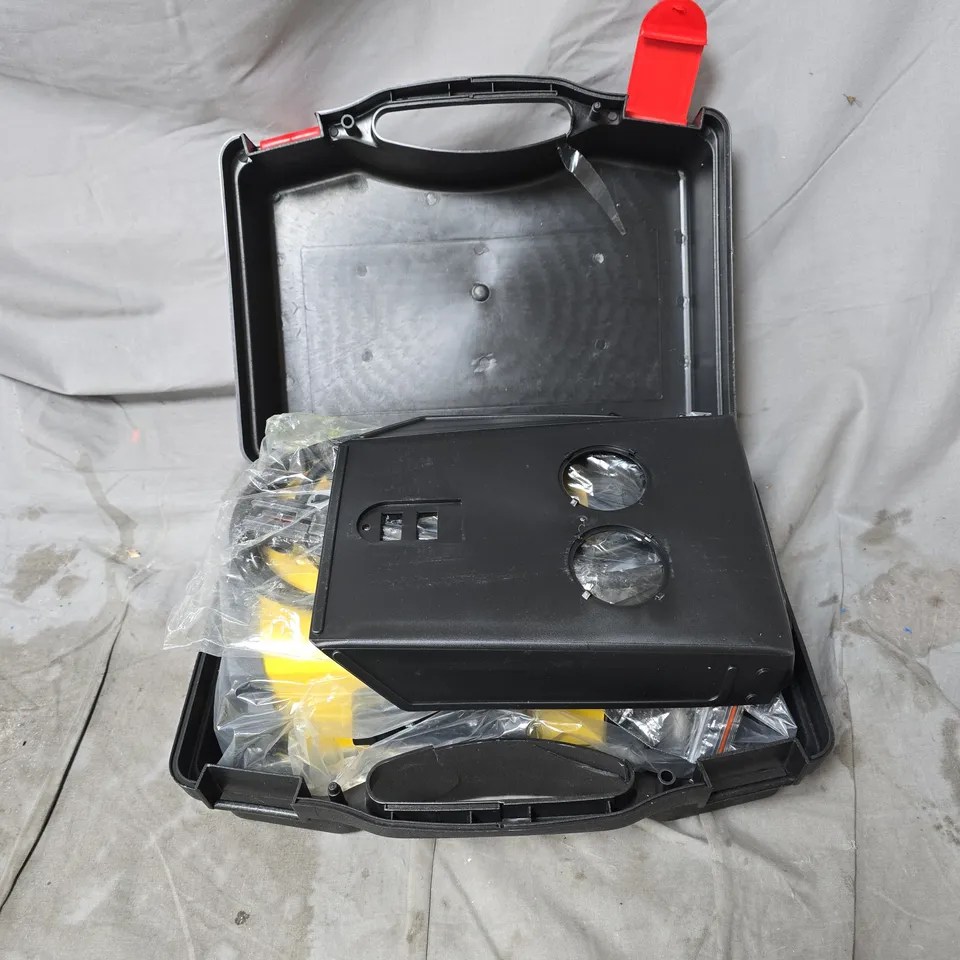 INVERTER WELDING MACHINE IN BLACK CARRY CASE