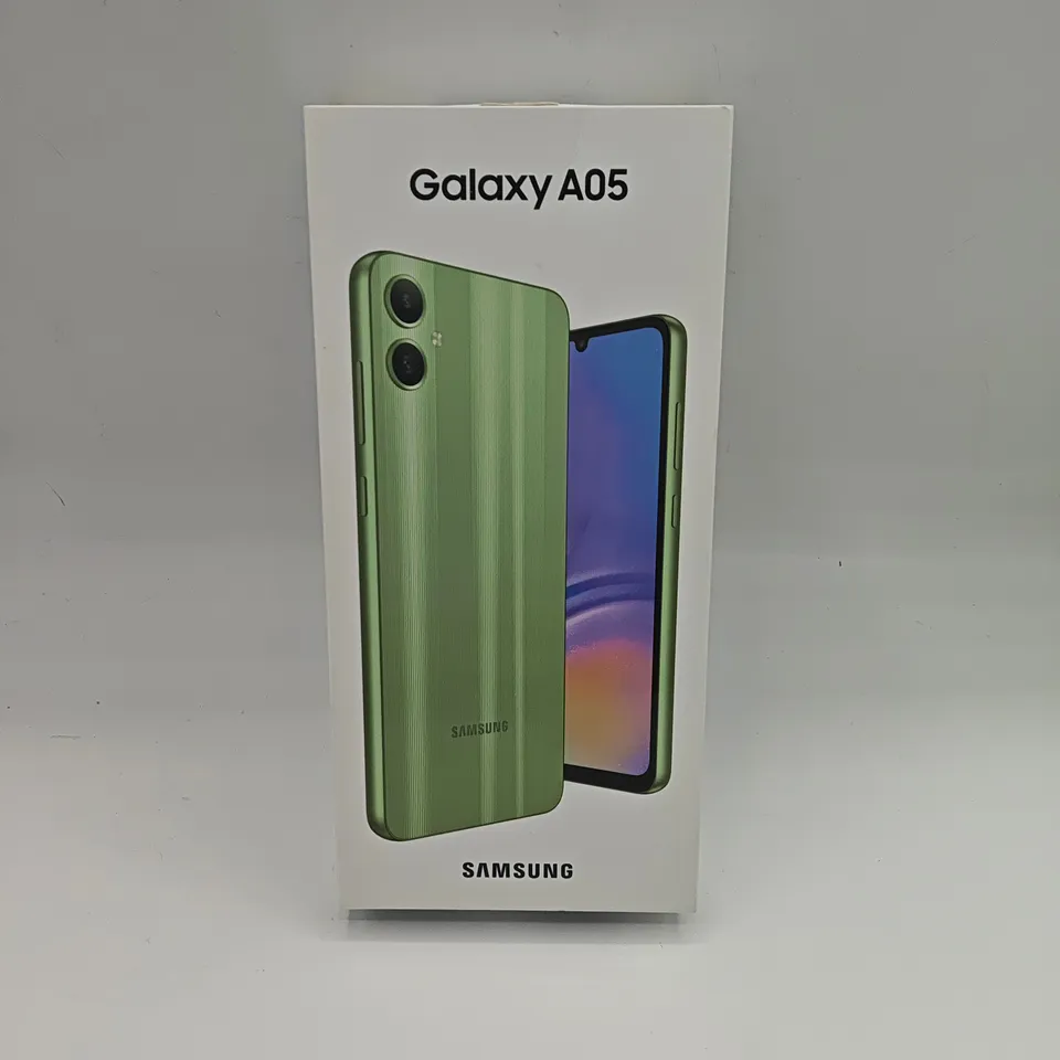 BOXED SAMSUNG GALAXY A05 4/128GB IN LIGHT GREEN - SM-A055F