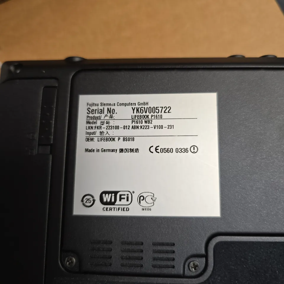 FUJITSU LIFEBOOK P1610 LAPTOP – BLACK