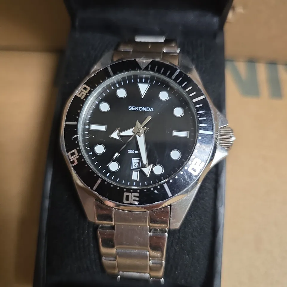 BOXED SEKONDA GENTS SILVER-TONE STAINLESS STEEL 43MM DIVERS WATCH 30095