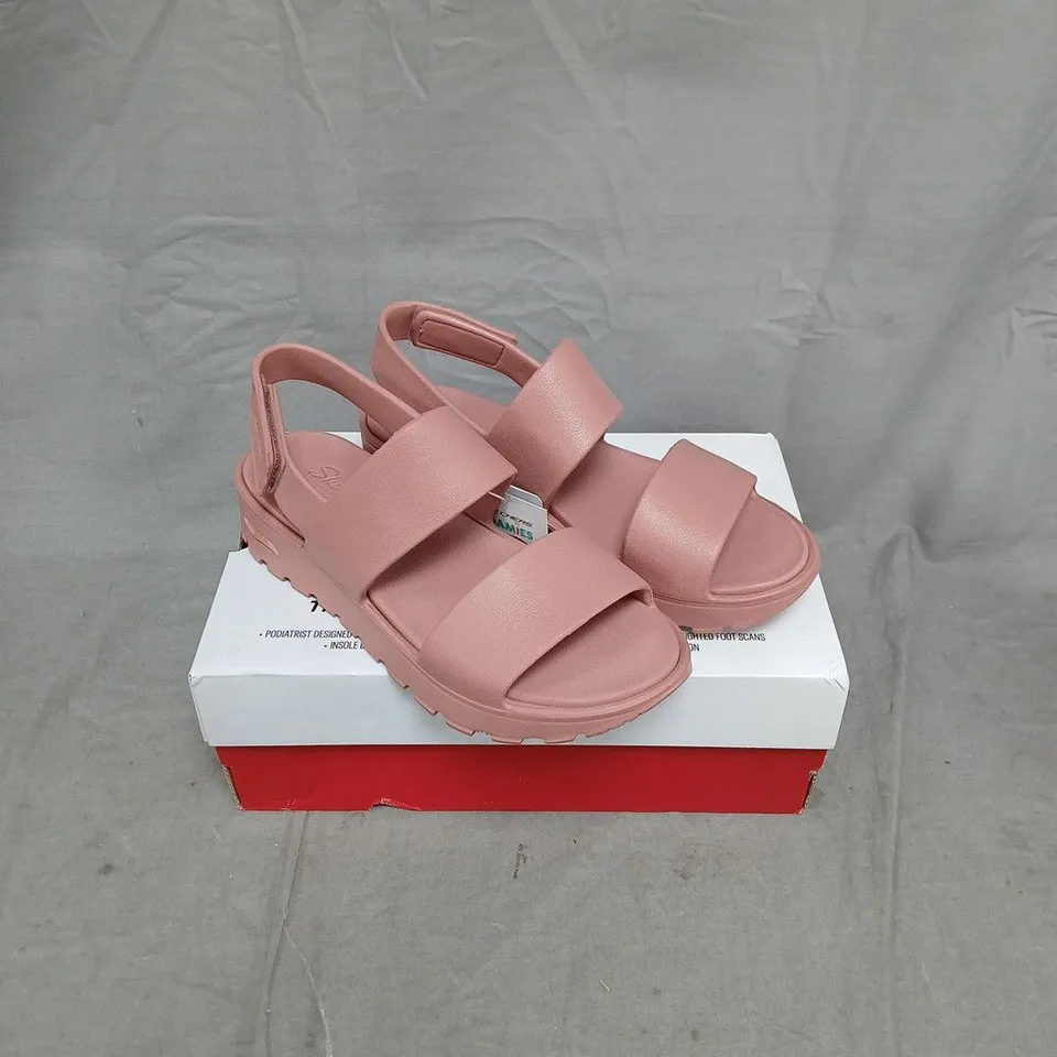 Skechers Arch Fit Sling Back Sandals – Pink, UK 5