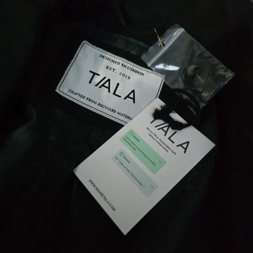 T/ALA OVERSIZED BLAZER IN BLACK - MEDIUM