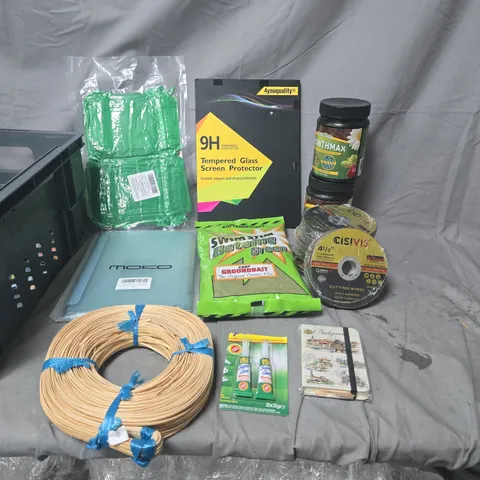 APPROXIMATELY 25 MIXED LOT OF GARDEN, DIY AND HOBBY ITEMS