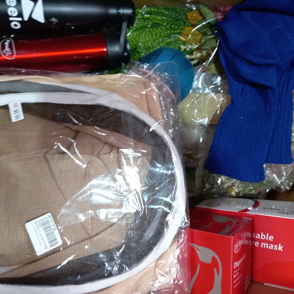BOX OF APPROXIMATELY 20 ASSORTED HOUSEHOLD ITEMS TO INCLUDE BODY SENSOR PILLOWCASES, PLASTIC WALL CLOCK, ETC