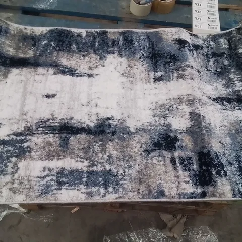 QUALITY DESIGNER AREA RUG - APPROXIMATELY 90X60CM