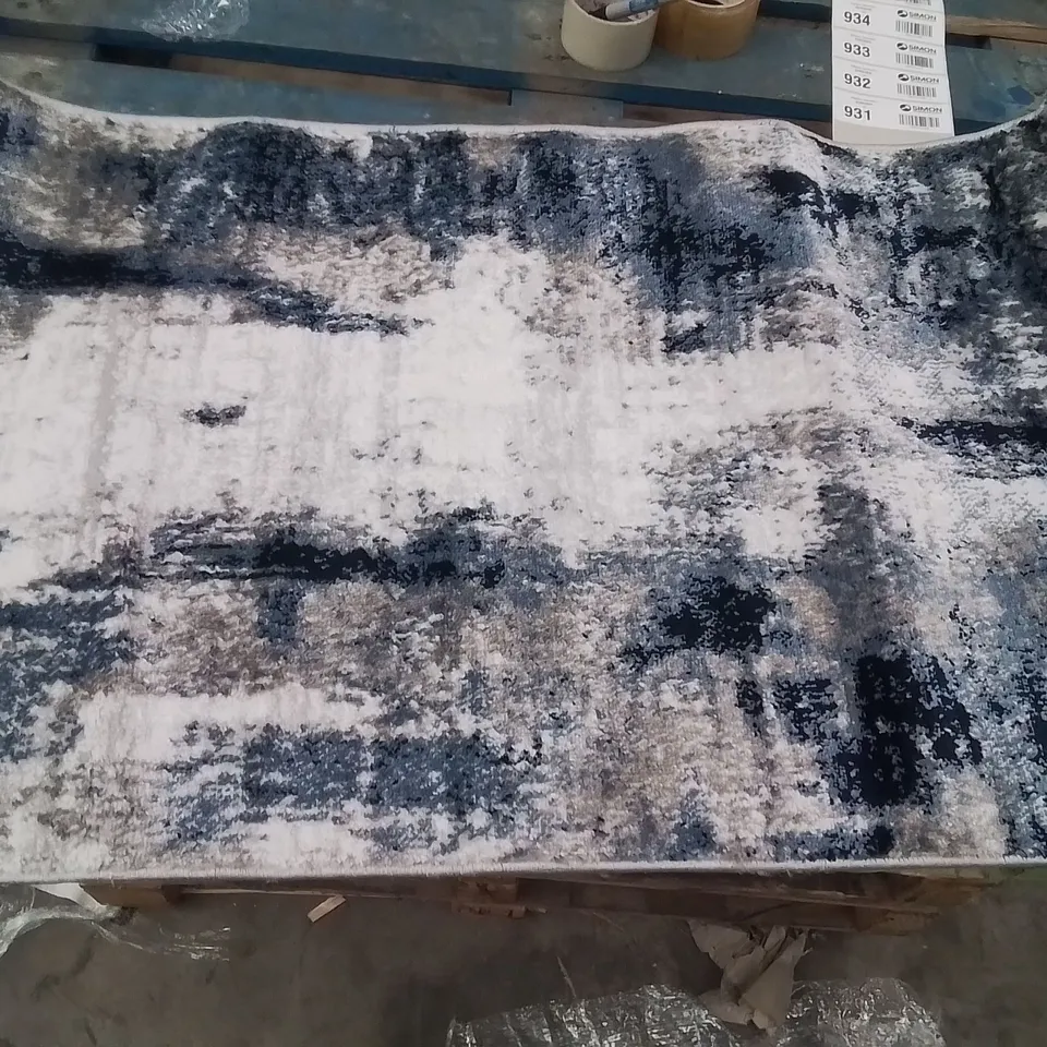 QUALITY DESIGNER AREA RUG - APPROXIMATELY 90X60CM