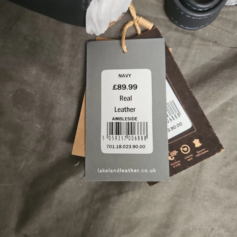 LAKELAND LEATHER AMBLESIDE NAVY REAL LEATHER HANDBAG