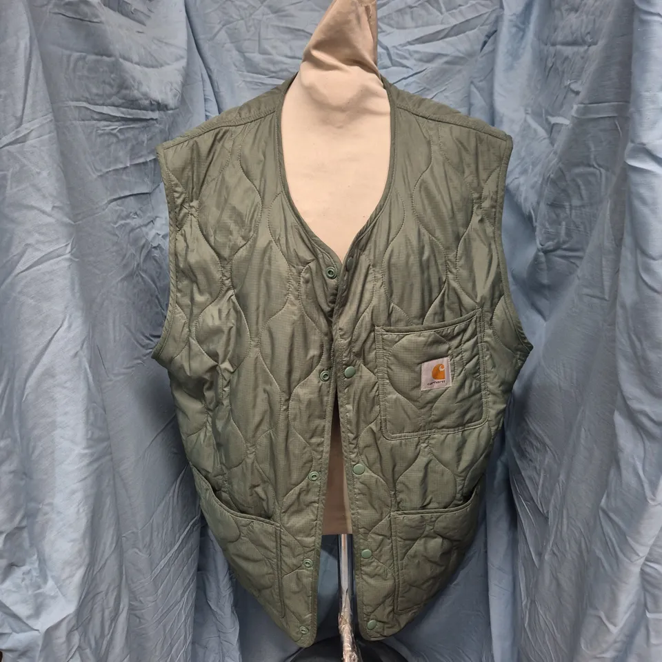 CARHARTT QUILTED VEST – OLIVE GREEN, XL