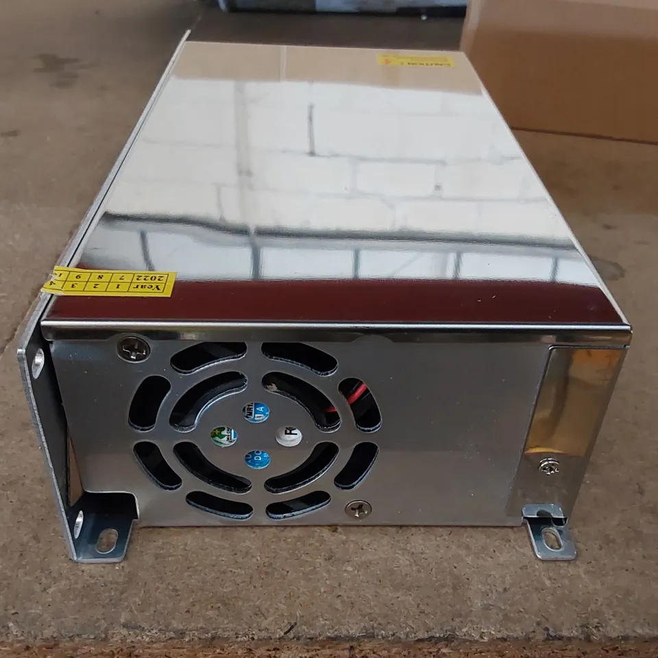 BOXED SWITCHING POWER SUPPLY (1 BOX)