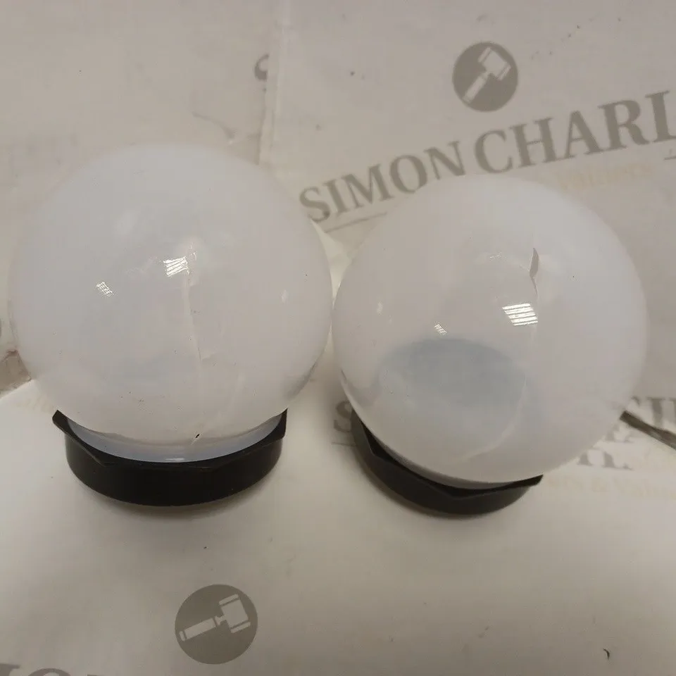 BOXED LED SOLAR ENERGY INTELLIGENT CONTROL LIGHTS. 