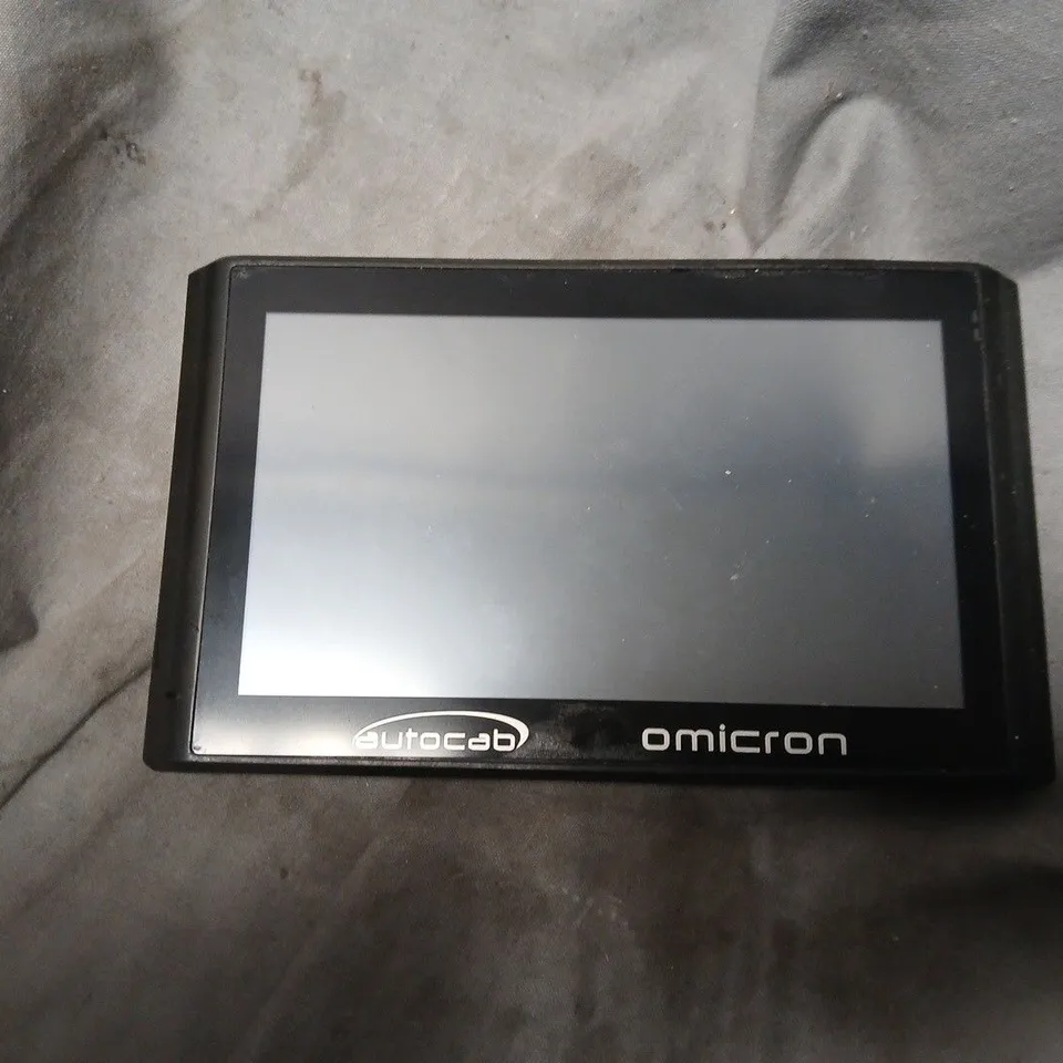 OMICRON AUTOCAB IN BLACK