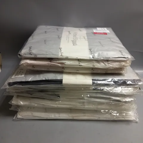 LOT OF 9 OF ASSORTED BEDDING. DUVET COVERS AND SHEETS. VARIOUS SIZES AND COLOURS