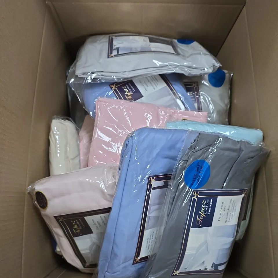 LARGE BOX OF APPROX 20 DEEP FITTED SHEETS