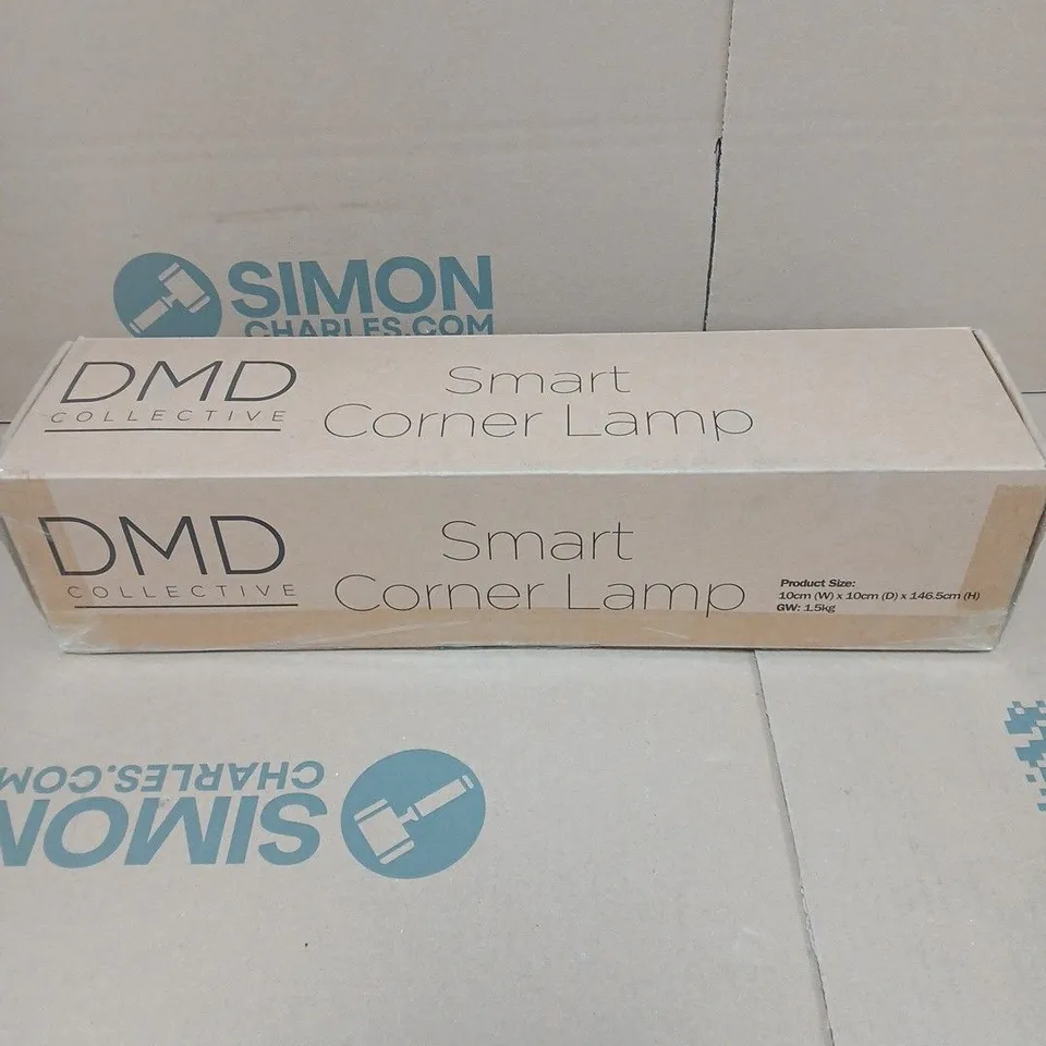 DMD COLLECTIVE SMART CORNER LAMP – BOXED