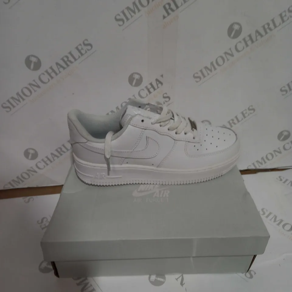 BOXED PAIR OF NIKE WHITE AIR FORCE ONES SIZE 5.5