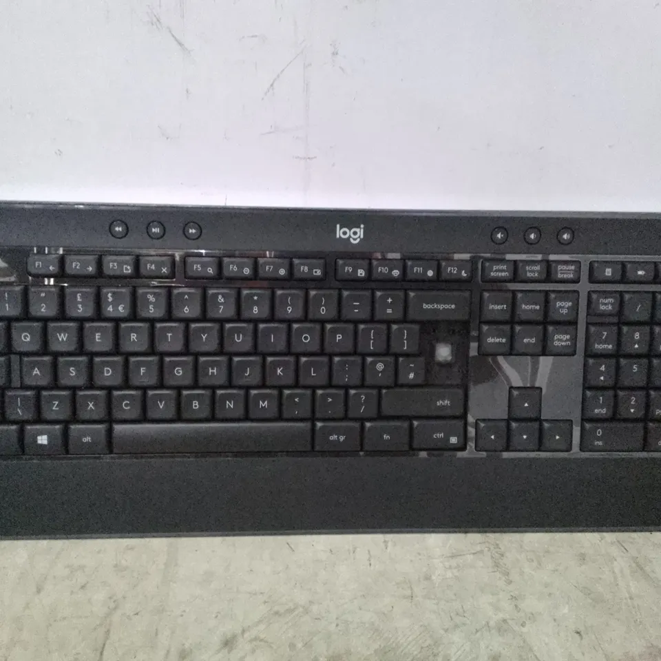 BOXED LOGITECH K540 WIRELESS KEYBOARD 