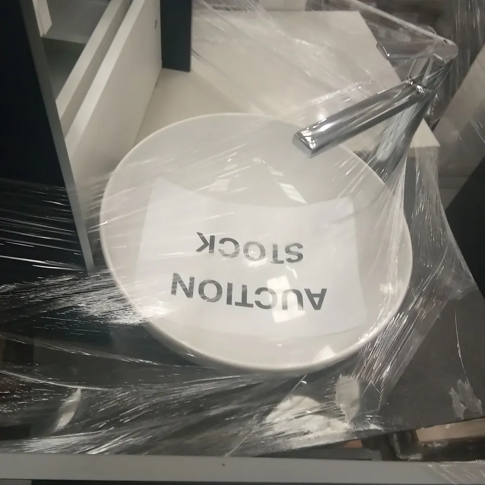 PALLET OF ASSORTED DESIGNER BATHROOM VANITY BASIN UNITS
